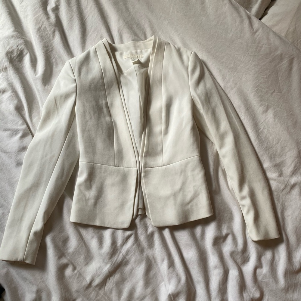 🔥5 for $25! White Suit Jacket From H&M